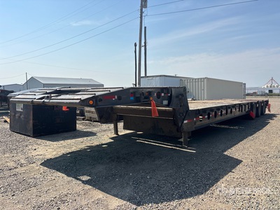 2007 Stellar 53 ft Tri/A Folding Neck Trailer