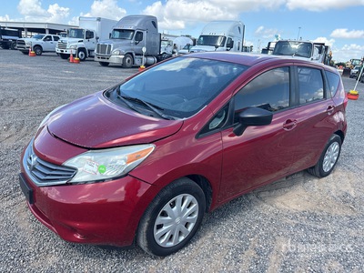 2015 Nissan Versa Personenkraftwagen