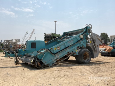 2019 Kassbohrer Gelandefahrzeug Beach Tech  2500 Tow-Behind Hydraulic Beach Cleaner