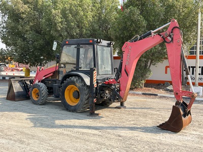2017 Manitou Terex TLB740SE 4x2 Backhoe Loader