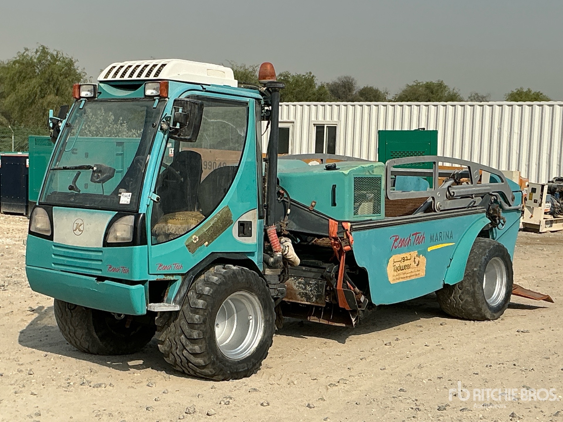 2019 Kassbohrer Beach Tech Marina Ride-On Hydraulic Beach Cleaner