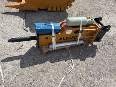 2026 LYALS ALS680 Hydraulic Breaker (Unused)