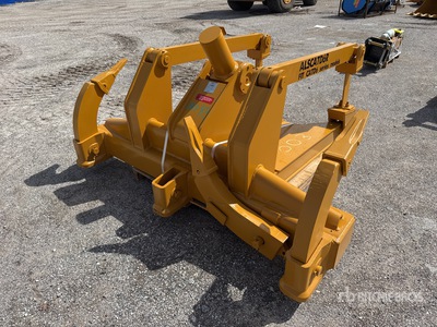 2026 LYALS ALSCTD6R 82 in クローラートラクター用リッパー - Fits Cat D6 (Unused)