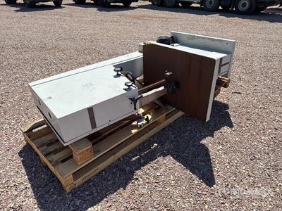 2010 Centauro CO-700 Electric Band Saw Scie A Ruban 産業関連 - その他
