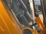 Hydraulics with Bucket Tilt Cylinders