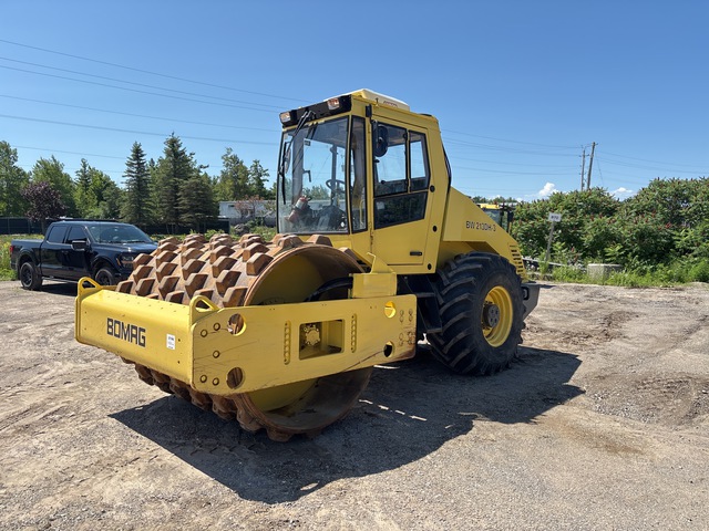 2005 Bomag BW213DH-3 Smooth Drum Compactor