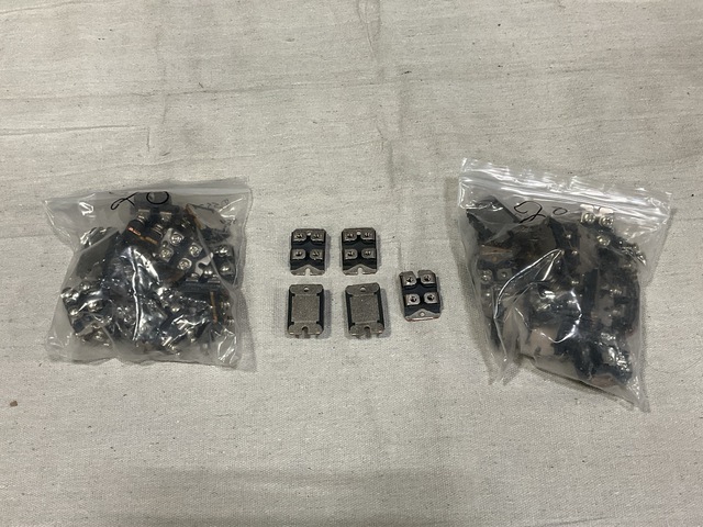 (45) IXYS DSS2X101-02A Electronic Switches