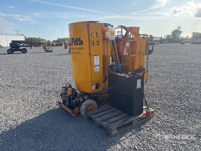 1997 Toucan 860 Elevador vertical (Inoperable)