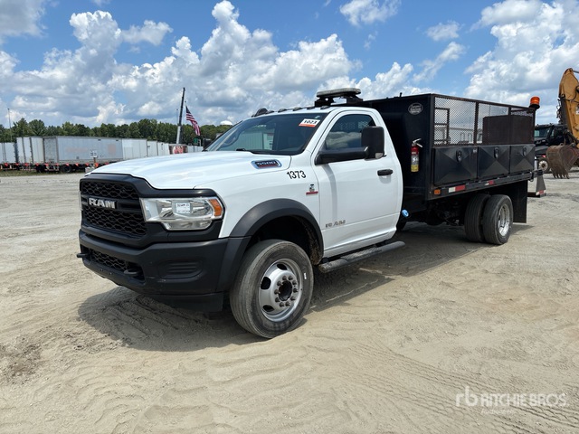 2019 Ram 5500 4x2 Flatbed Truck