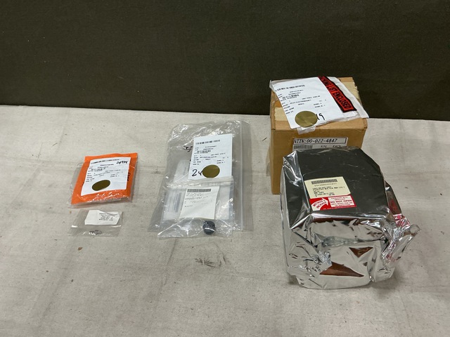 (4) Hub Couplings, (9) Snap Fastener Studs & Assorted Items