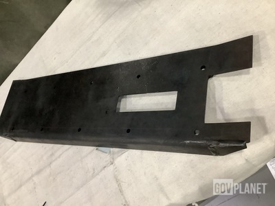 (20) Oshkosh 3537393 Vehicular Components Brackets
