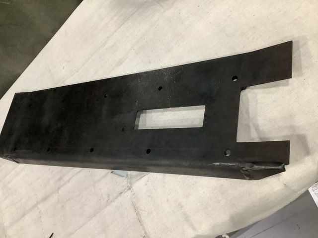 (20) Oshkosh 3537393 Vehicular Components Brackets