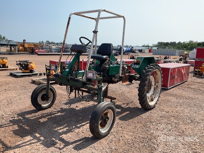 2WD Wide Front Row Crop Antique Tractor