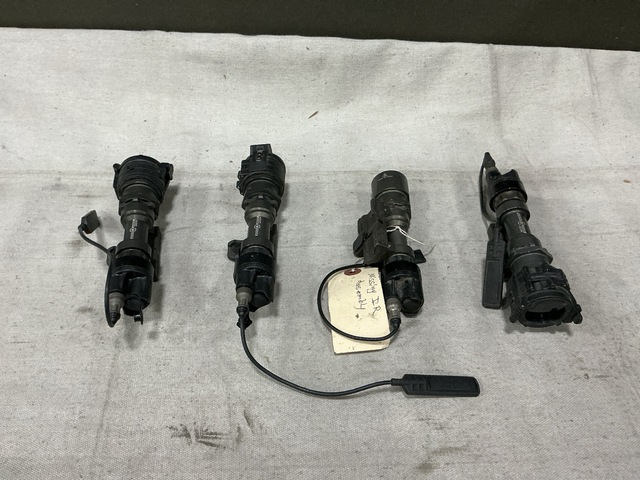 (24) Weapon Lights (24) Weapon Lights