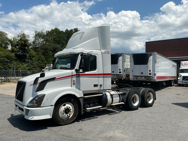 2012 Volvo VNL64300 6x4 T/A Day Cab Truck Tractor