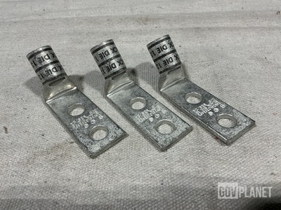 (12) Burndy YAV26-L2TC38-FX-45 Lug Terminals