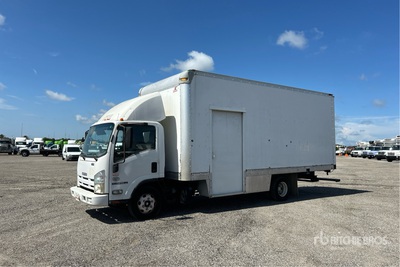 2012 Isuzu NPR 4x2 Camion fourgon