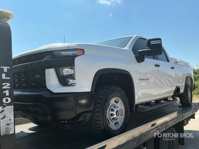 2020 Chevrolet Silverado 2500 4x4 Crew Cab Pickup
