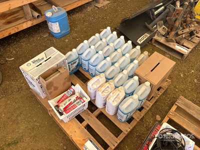 Quantity of Washer Fluid, Shell Rotella 15W-40 Diesel Engine Oil, Miscellaneous Grease Tubes ورش و مخازن متنوعة