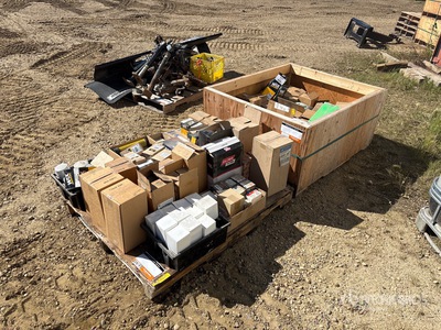 Quantity of (2) Pallets of Filters and Parts ورش و مخازن متنوعة