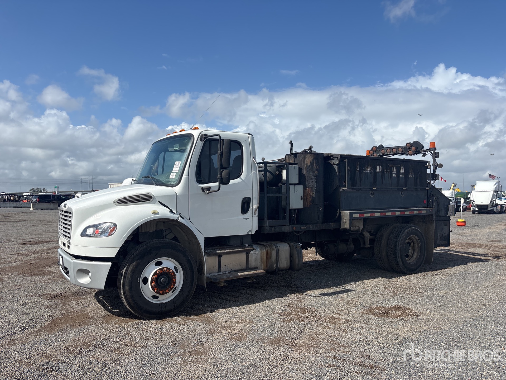2016 Freightliner M2 106 4x2 Asphalt Distributor Truck