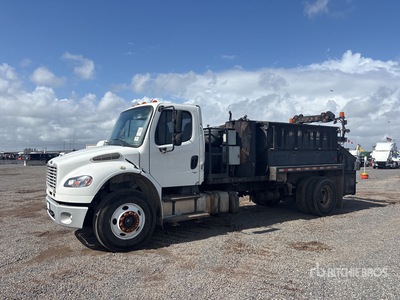2016 Freightliner M2 106 4x2 شاحنة توزيع أسفلت