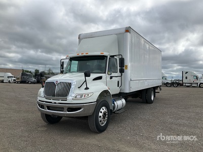 2018 International 4300 SBA Durastar 4x2 Van Truck