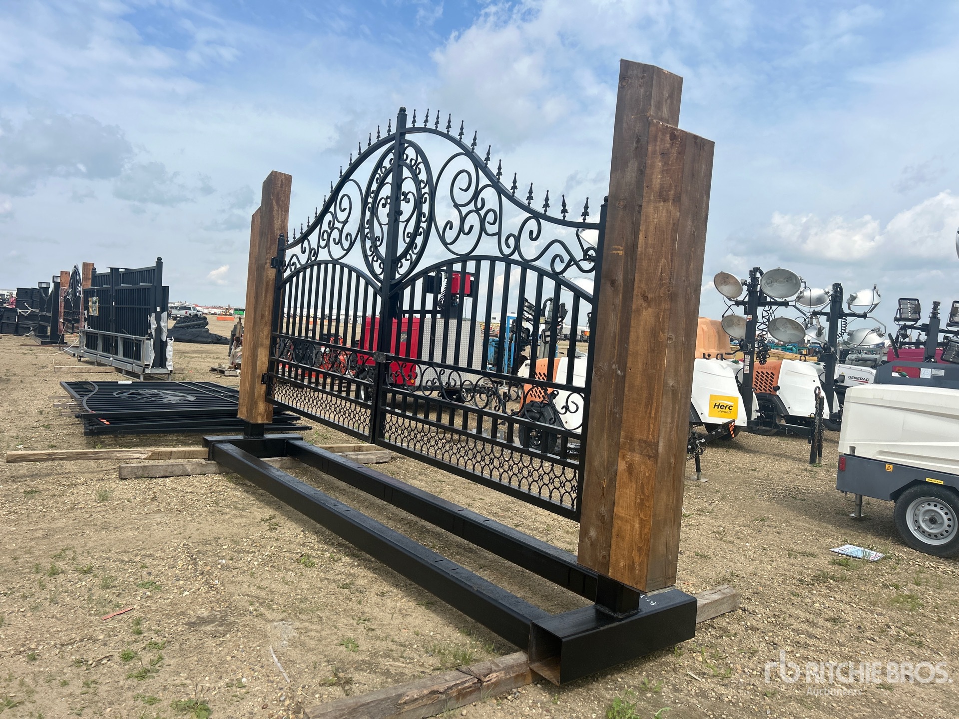 16 ft 10 in x 9 ft Wrought Iron Bi-Parting Driveway Gate