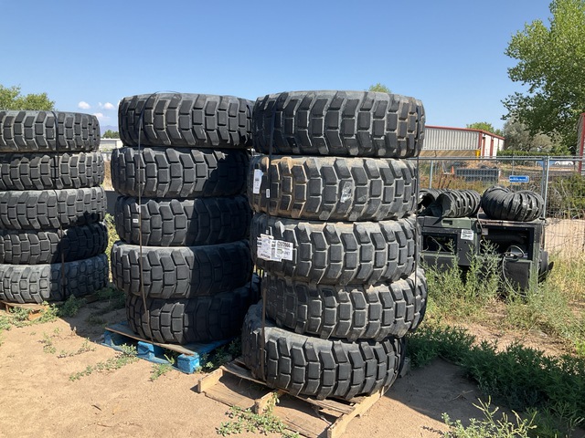 (10) Michelin 15.5/80R20 Tires