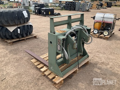 JLG 6615204 Side Shift Carriage Attachment
