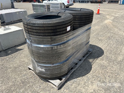 Quantity of (6) 445/50R22.5 Tires إطارات المعدات (Unused)