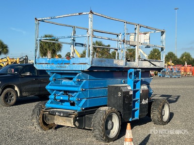 2016 Genie GS-4390 4x4 Dual Fuel Scissor Lift