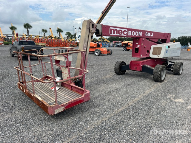 2016 MEC 60-J 4WD Diesel Articulating Boom Lift