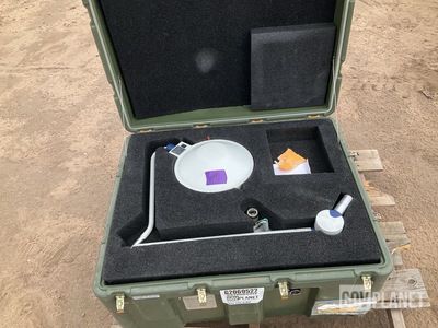 FedMedical FMI-301FB Field Floor Surgical Light System