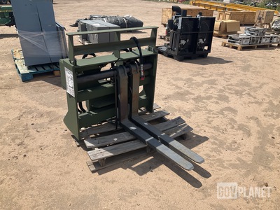 Side Shift Carriage Attachment