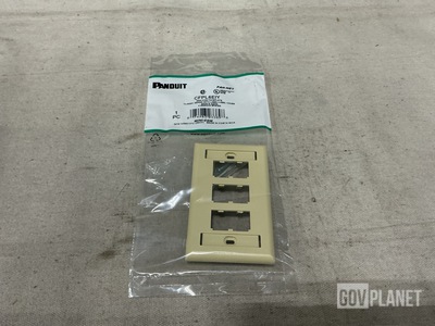 (362) Panduit CFPE6EIY Faceplates