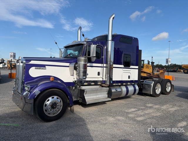 2018 Kenworth W900 6x4 T/A Sleeper Truck Tractor