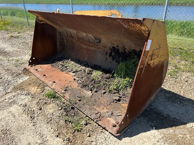 Cat 98 in دلو  جرافة