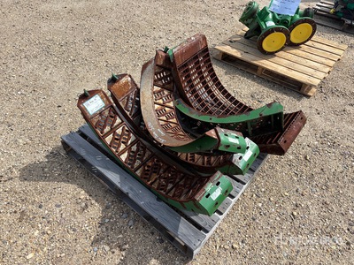 John Deere S690 Combine Concave