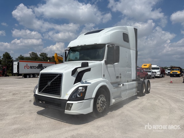 2018 Volvo VNL 6x4 T/A Sleeper Truck Tractor