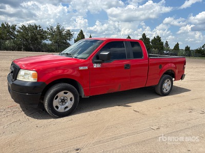 2005 Ford F-150 4x2 Extended Cab Pickup