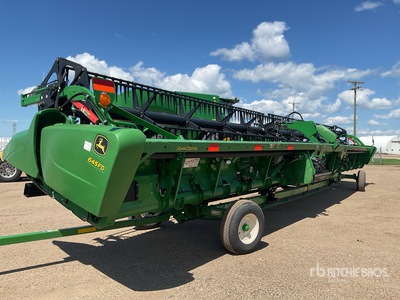 2017 John Deere 645FD Tête de moissonneuse/batteuse