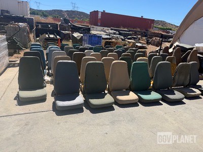 Lot of 60 HMMWV / Hummer Seats قطع متنوعة للسيارات HMMWV