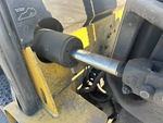 Hydraulics with Mast Tilt Cylinders