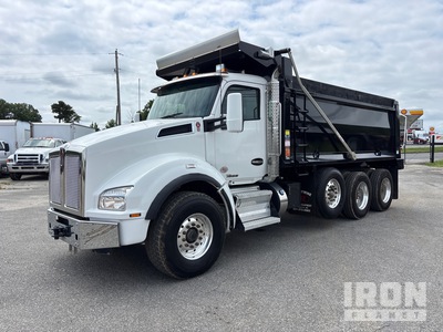 2020 Kenworth T880 8x4 Tri/A Dump Truck