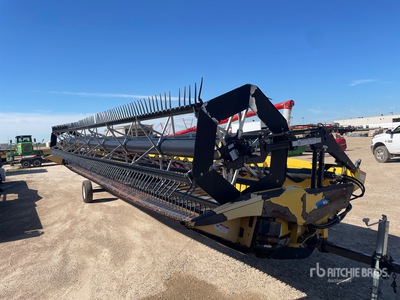 2008 New Holland 88C 36 ft Flex Combine Header