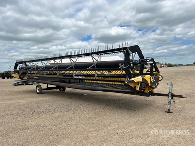 2008 New Holland 88C 36 ft Flex Draper Combine Header