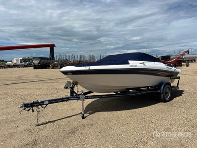 2009 Four Winns H190 19 ft زورق تزلج ويكبورد w/ Four Winns Trailer
