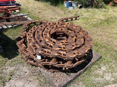 Quantity of (2) Berco Track Chain - Fits Cat D7E, F, G