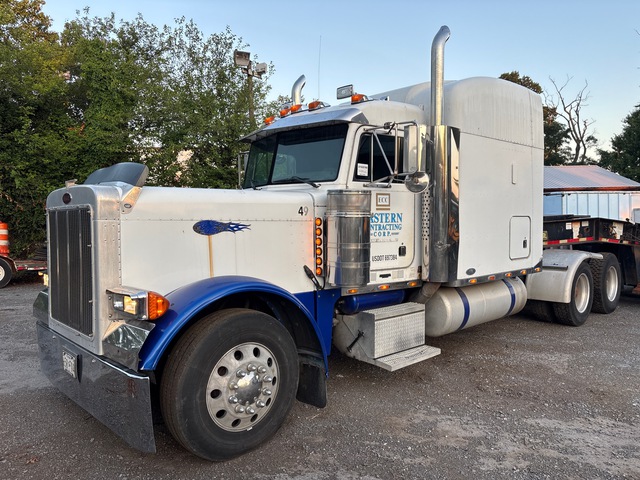 2002 Peterbilt 379 6x4 T/A Sleeper Truck Tractor